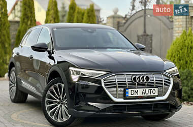 Позашляховик / Кросовер Audi e-tron 2022 в Тернополі