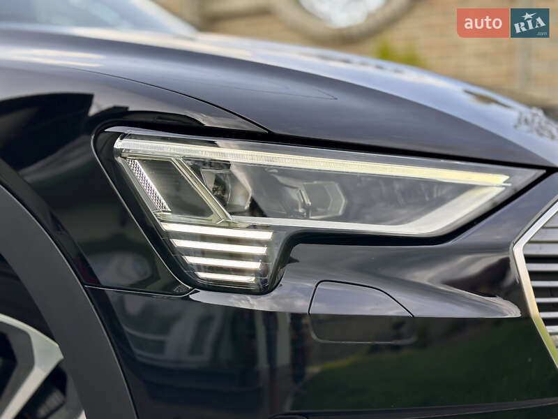 Внедорожник / Кроссовер Audi e-tron 2022 в Тернополе
