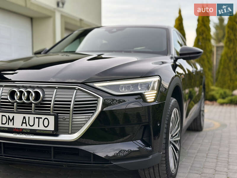 Внедорожник / Кроссовер Audi e-tron 2022 в Тернополе