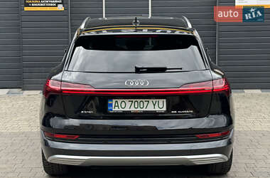 Внедорожник / Кроссовер Audi e-tron 2019 в 