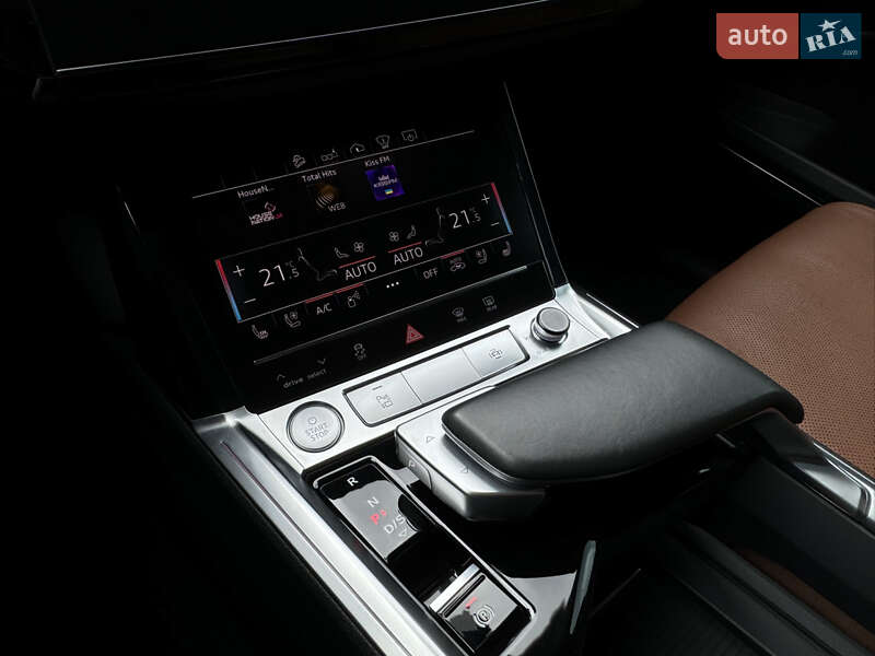 Внедорожник / Кроссовер Audi e-tron 2019 в Мукачево