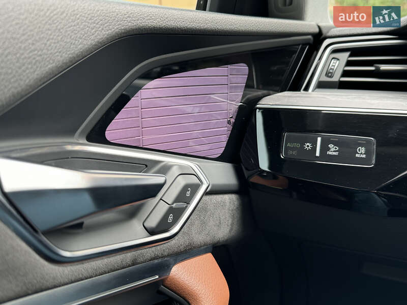 Внедорожник / Кроссовер Audi e-tron 2019 в Мукачево