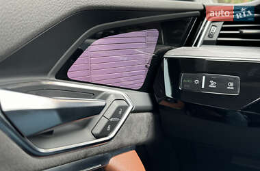 Внедорожник / Кроссовер Audi e-tron 2019 в 
