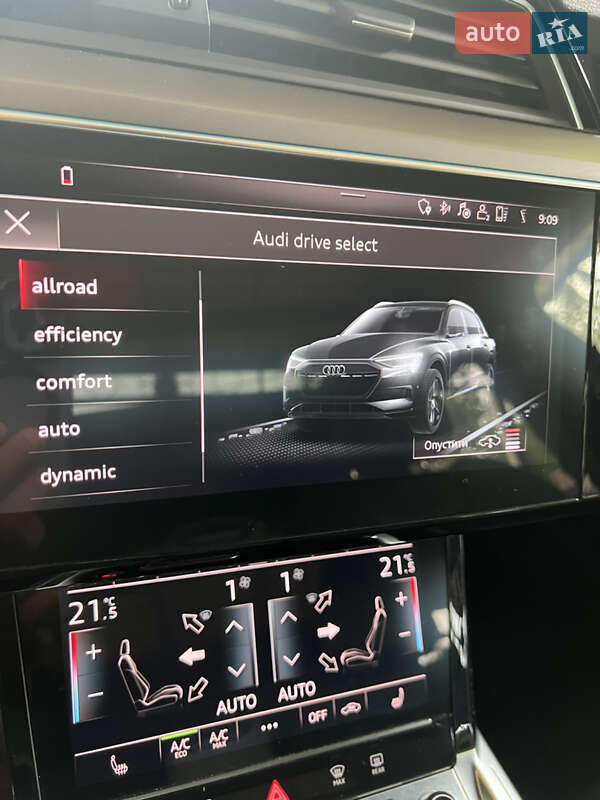 Внедорожник / Кроссовер Audi e-tron 2018 в Киеве фото 58 Внедорожник / Кроссовер Audi e-tron 2018 в Киеве