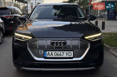Внедорожник / Кроссовер Audi e-tron 2019 в Киеве
