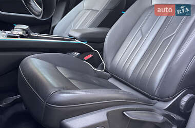 Внедорожник / Кроссовер Audi e-tron 2019 в 