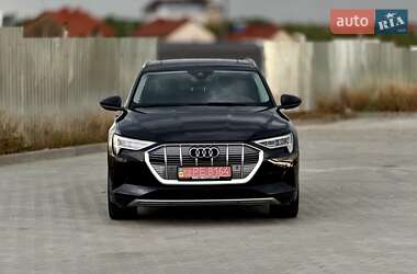 Внедорожник / Кроссовер Audi e-tron 2019 в 