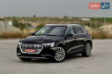 Внедорожник / Кроссовер Audi e-tron 2019 в 