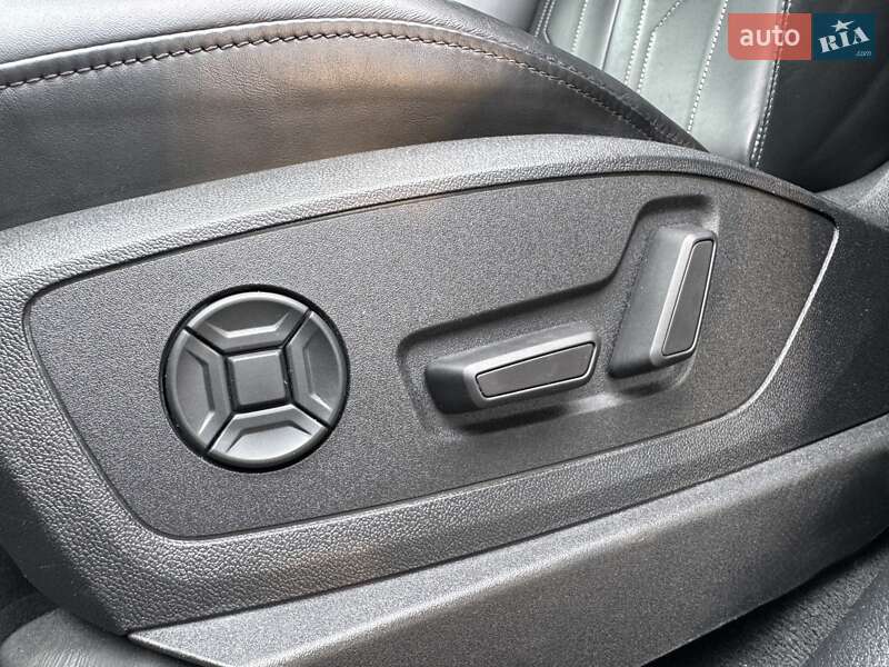 Позашляховик / Кросовер Audi e-tron 2020 в Рівному