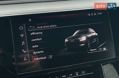 Внедорожник / Кроссовер Audi e-tron 2021 в 