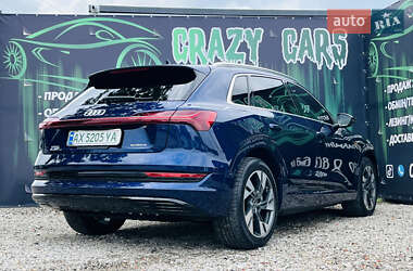 Внедорожник / Кроссовер Audi e-tron 2021 в 