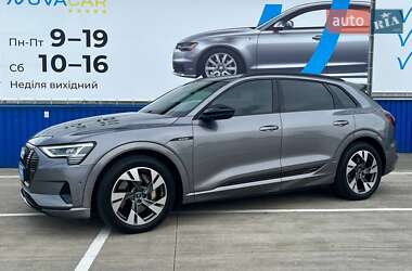 Позашляховик / Кросовер Audi e-tron 2021 в Києві
