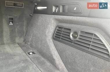 Внедорожник / Кроссовер Audi e-tron 2021 в 