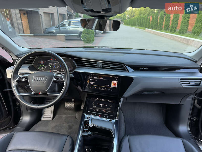 Позашляховик / Кросовер Audi e-tron 2023 в Хмельницькому