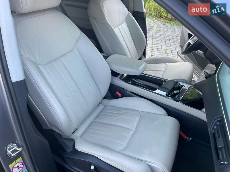 Внедорожник / Кроссовер Audi e-tron 2019 в Львове