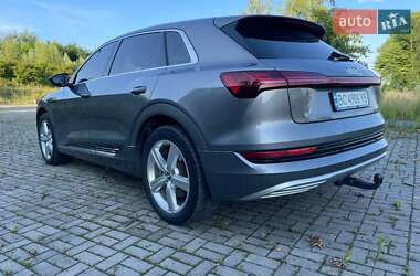 Внедорожник / Кроссовер Audi e-tron 2019 в 