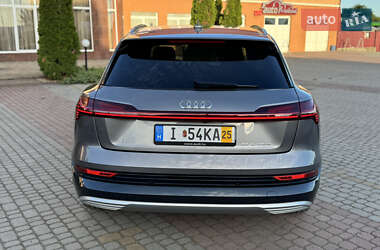 Внедорожник / Кроссовер Audi e-tron 2019 в 