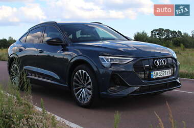 Внедорожник / Кроссовер Audi e-tron 2022 в Киеве