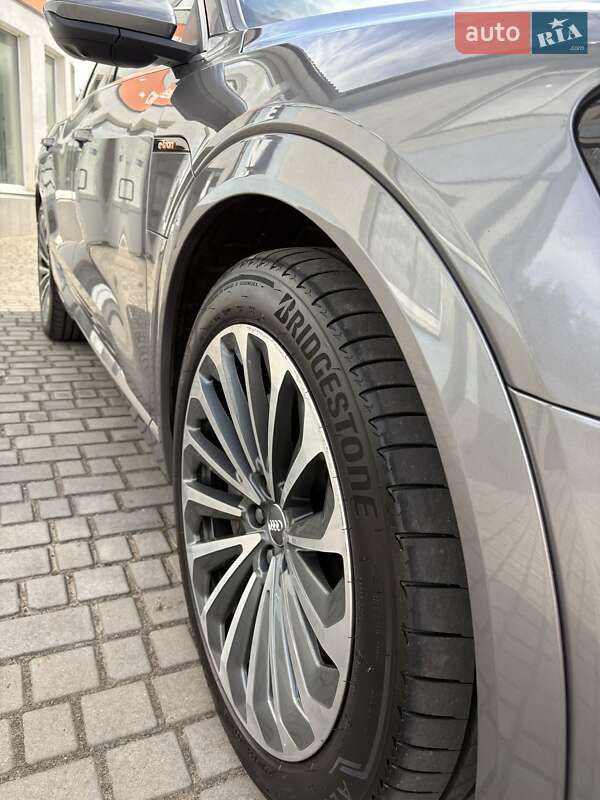 Позашляховик / Кросовер Audi e-tron 2019 в Дрогобичі