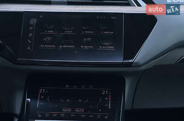 Внедорожник / Кроссовер Audi e-tron 2019 в 