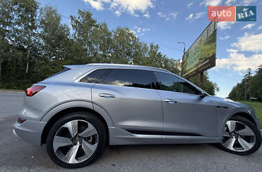 Внедорожник / Кроссовер Audi e-tron 2020 в 