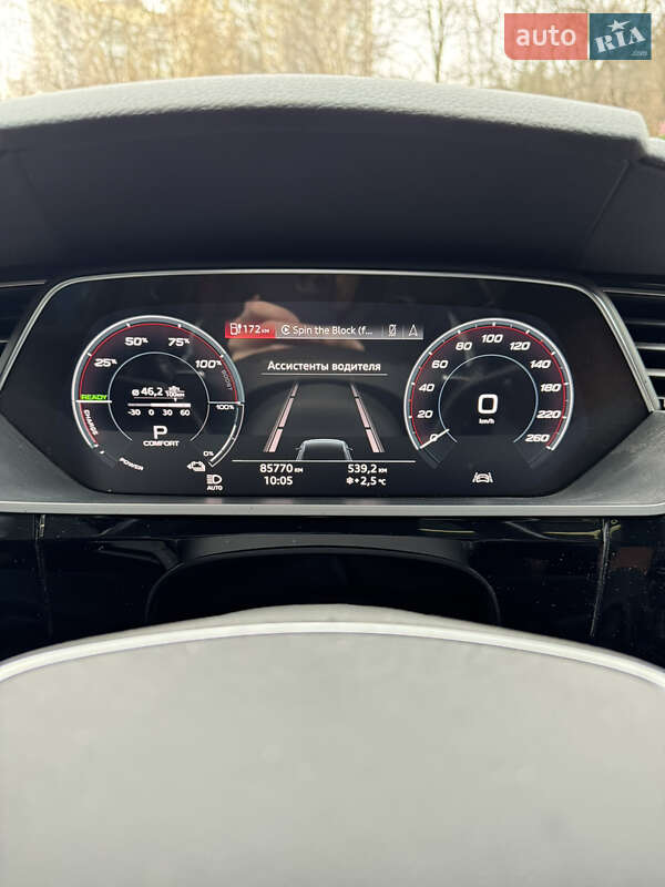 Внедорожник / Кроссовер Audi e-tron 2019 в Киеве