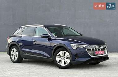 Внедорожник / Кроссовер Audi e-tron 2020 в 