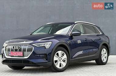 Внедорожник / Кроссовер Audi e-tron 2020 в 
