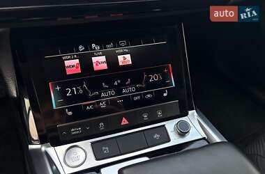 Внедорожник / Кроссовер Audi e-tron 2020 в 