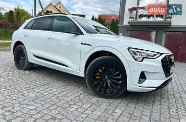 Внедорожник / Кроссовер Audi e-tron 2019 в 