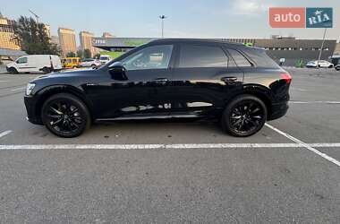 Внедорожник / Кроссовер Audi e-tron 2020 в 