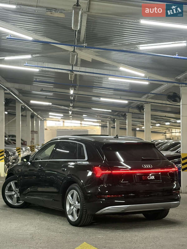 Позашляховик / Кросовер Audi e-tron 2019 в Одесі