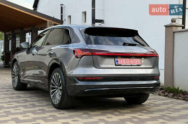 Внедорожник / Кроссовер Audi e-tron 2020 в 