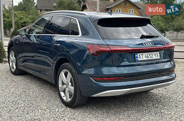 Внедорожник / Кроссовер Audi e-tron 2019 в 