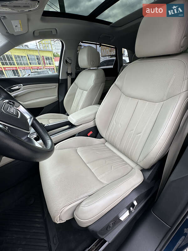 Внедорожник / Кроссовер Audi e-tron 2019 в Ивано-Франковске