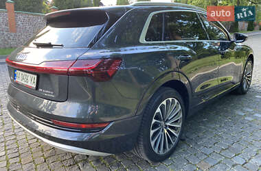 Внедорожник / Кроссовер Audi e-tron 2019 в 