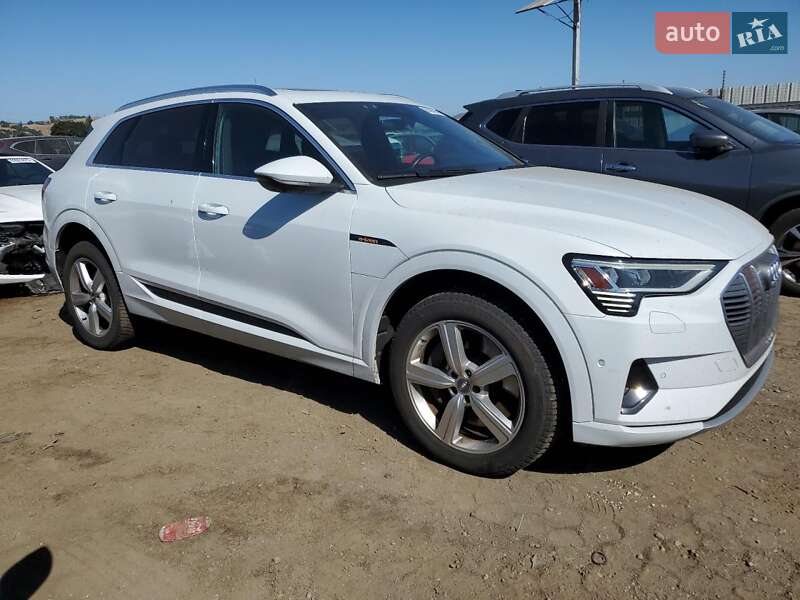 Внедорожник / Кроссовер Audi e-tron 2019 в Кропивницком