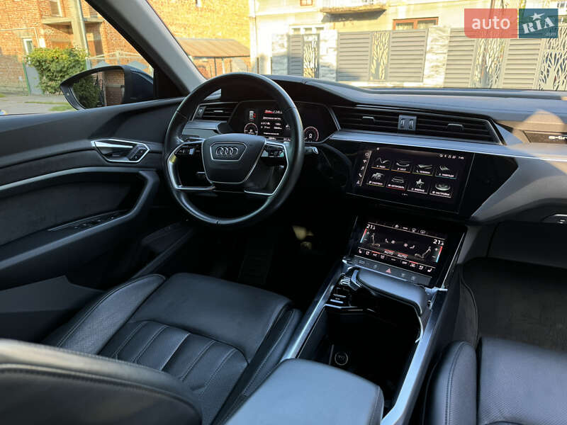 Внедорожник / Кроссовер Audi e-tron 2021 в Львове