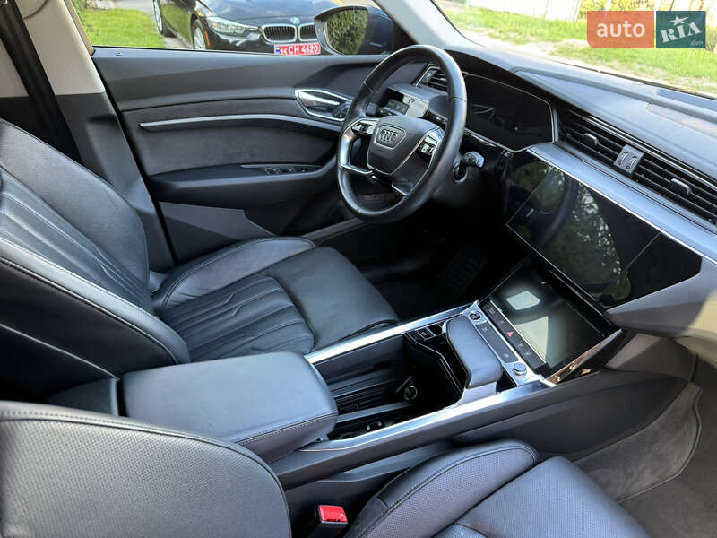 Внедорожник / Кроссовер Audi e-tron 2021 в Львове