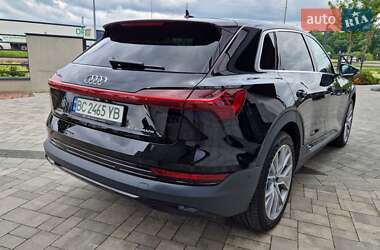 Внедорожник / Кроссовер Audi e-tron 2020 в 