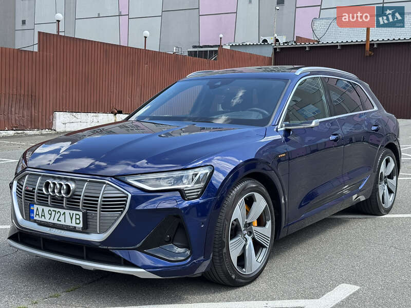 Позашляховик / Кросовер Audi e-tron 2020 в Києві