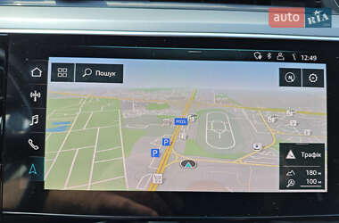 Внедорожник / Кроссовер Audi e-tron 2020 в 