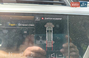 Внедорожник / Кроссовер Audi e-tron 2020 в 