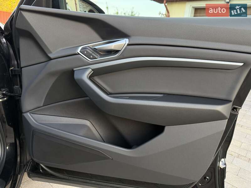 Внедорожник / Кроссовер Audi e-tron 2021 в Коломые