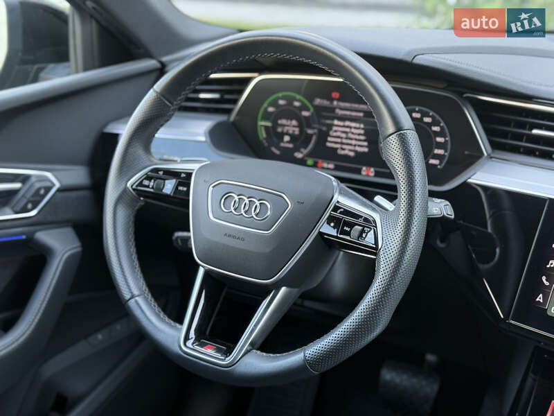 Внедорожник / Кроссовер Audi e-tron 2022 в Луцке