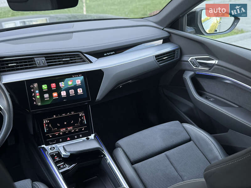 Внедорожник / Кроссовер Audi e-tron 2022 в Луцке