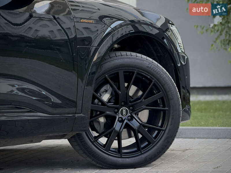 Внедорожник / Кроссовер Audi e-tron 2022 в Луцке