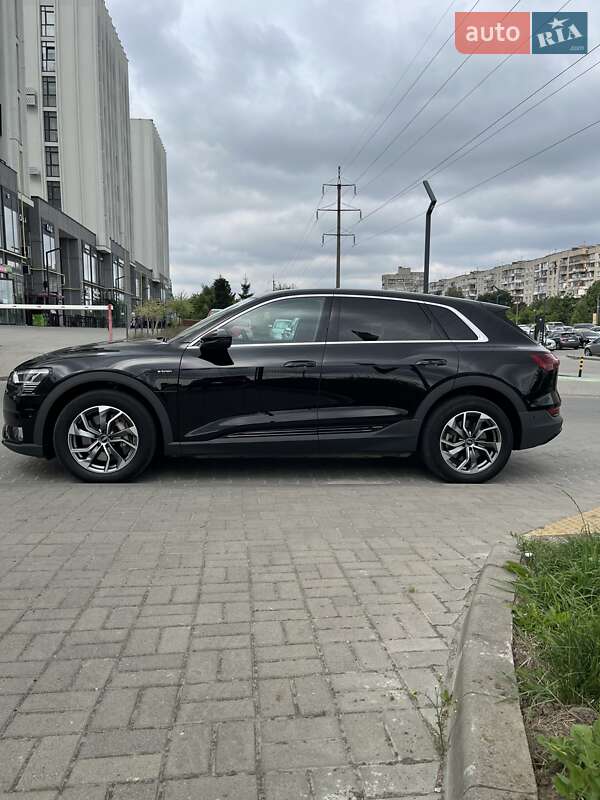 Внедорожник / Кроссовер Audi e-tron 2022 в Львове