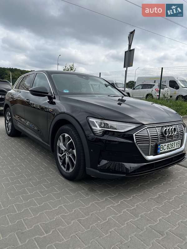 Внедорожник / Кроссовер Audi e-tron 2022 в Львове