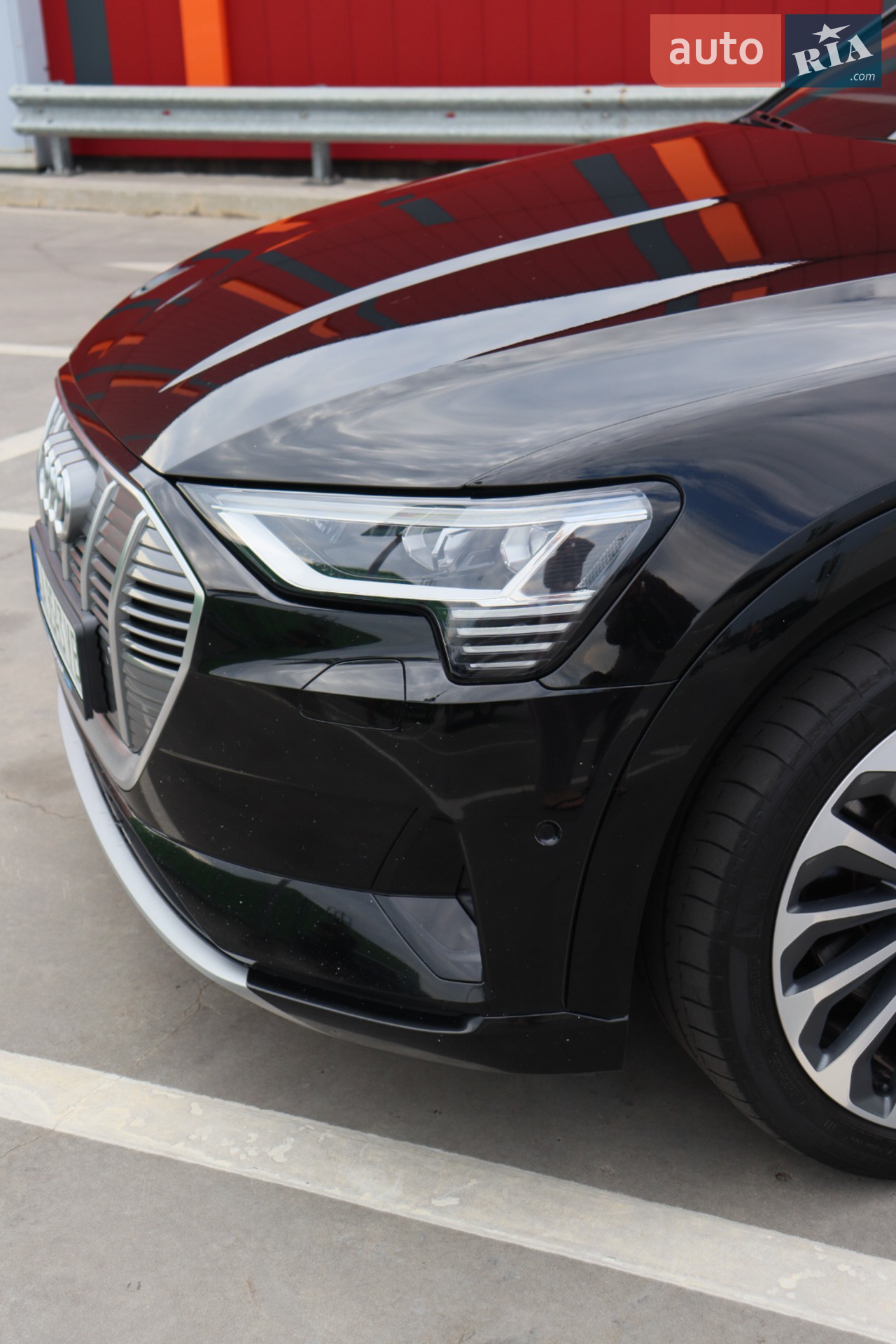 2019 Audi e-tron - мініатюра 11